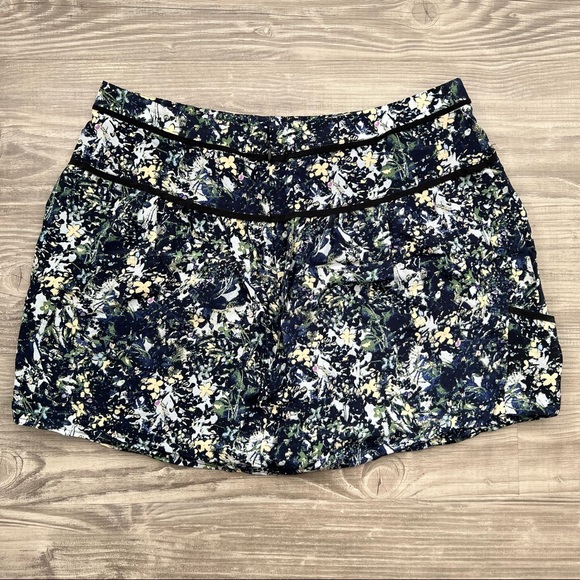 GEMMA Silk Floral Print Mini Skirt - Picture 3 of 7